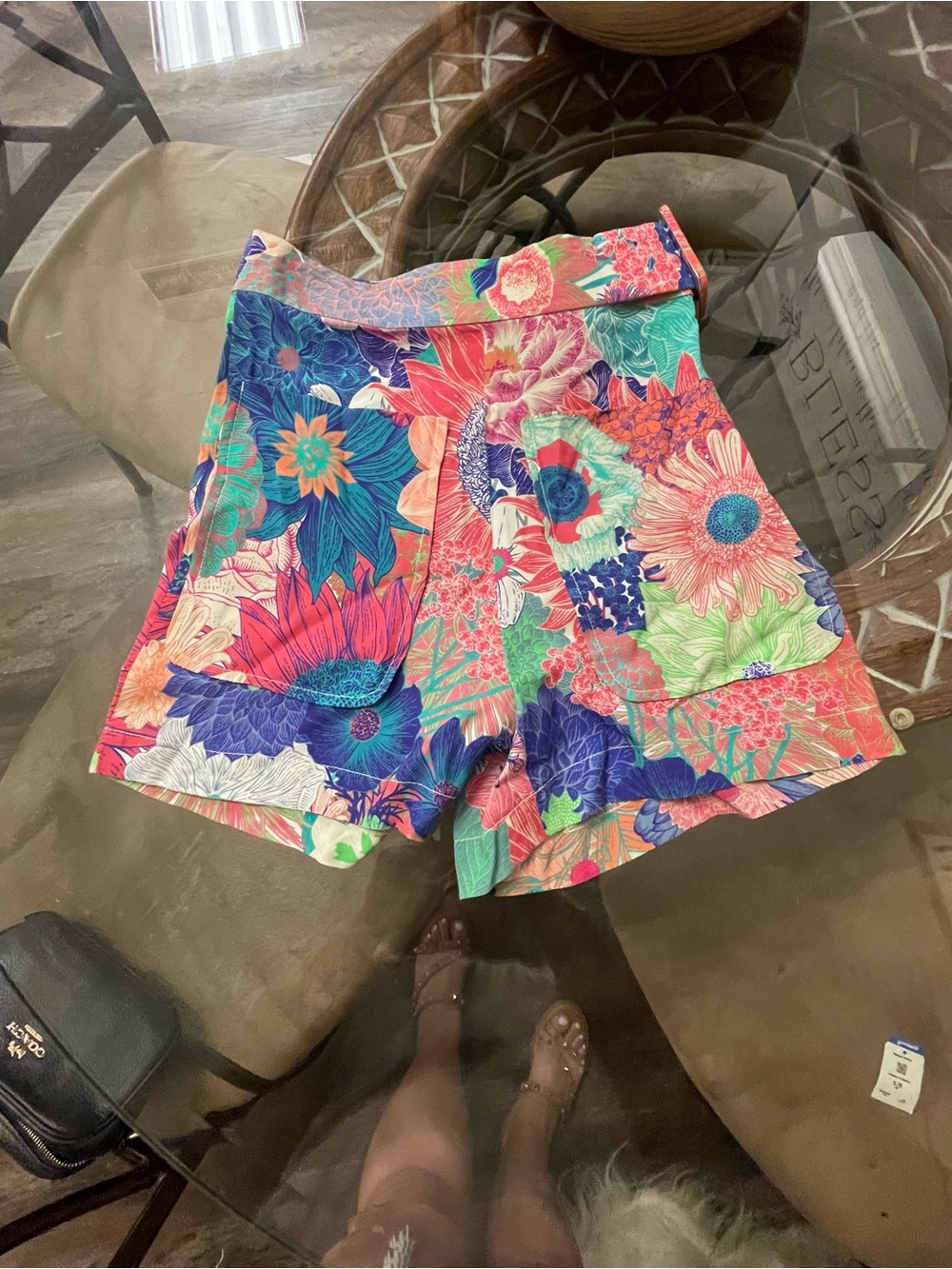 Women’s Vilagallo 36  Belted Pocket Shorts High Rise floral